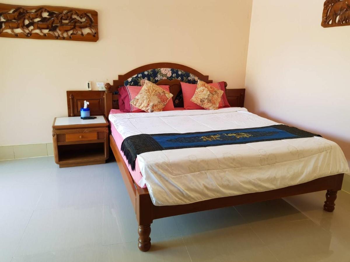 Discovery House Hotel Sha Plus Nai Yang Bagian luar foto