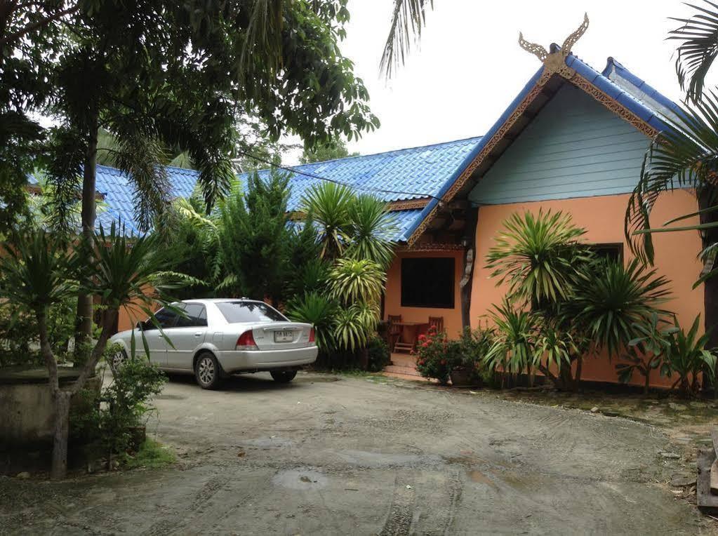 Discovery House Hotel Sha Plus Nai Yang Bagian luar foto